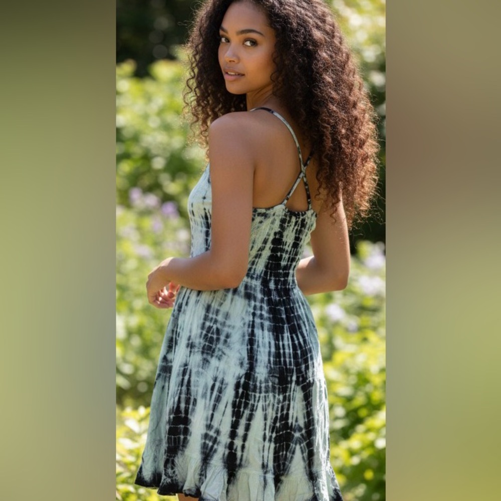 Beack E strappy Mint and Black Tie Dye Sundress mini. Size Medium